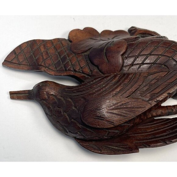 Antique 9.5" 3D Hand Carved Wooden Walnut Wood Black Forest Bird WALL POCKET EUC - Picture 3 of 7